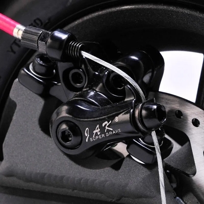 60v 2000wの電気スクーターのスリルを体験する 最大速度31-40km/hの2輪スクーター