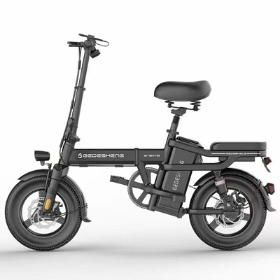 中央モーター バッテリー 車 折りたたむ電気スクーター 大人の通勤者 1-3 時間 充電時間